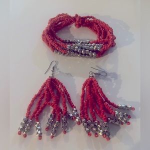 Beaded bracelet and earrings set NWOT